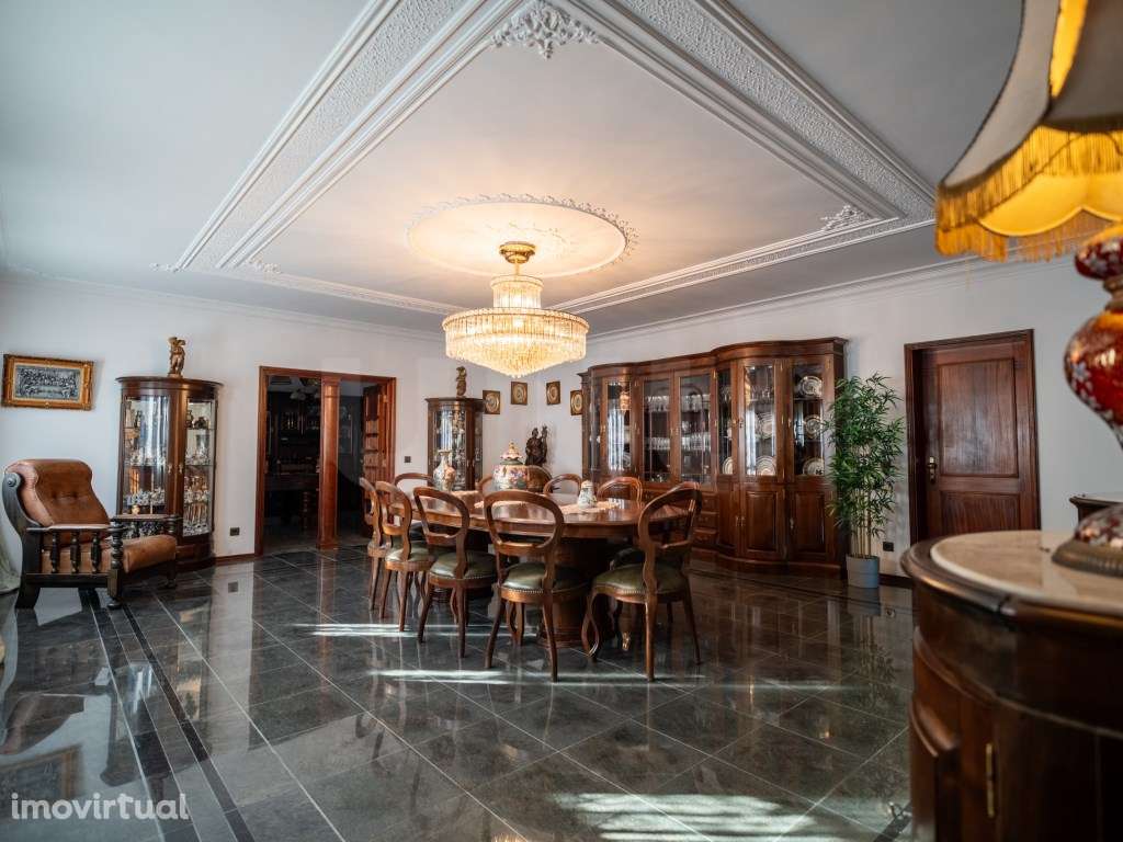 Moradia de Luxo com Piscina, Lago, Campo de Ténis e Licença de Aloj... - Grande imagem: 2/60