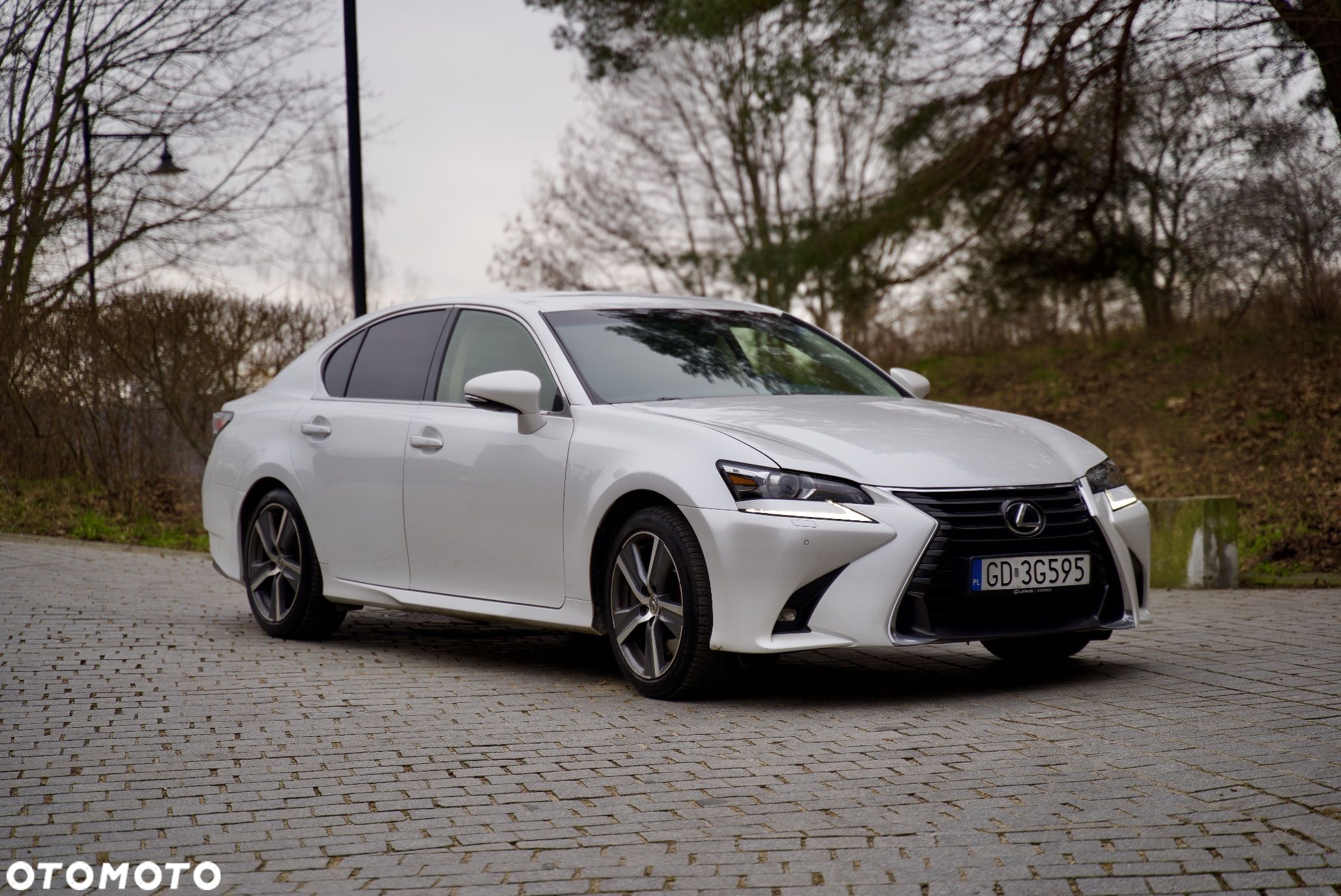 Lexus GS 200t / 300 Prestige - 1