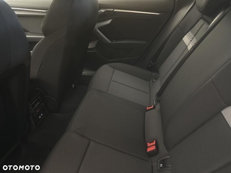 Audi A3 Sportback TFSI mHEV 110 kW S Line S tronic - 21