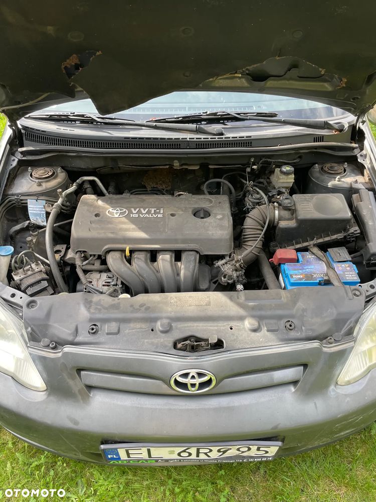 Toyota Corolla 1.4 VVT-i Base - 4