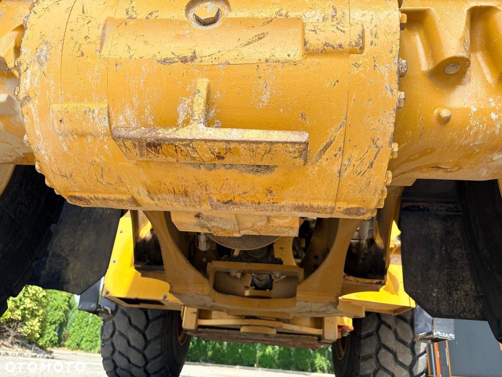 Caterpillar 950M - 30