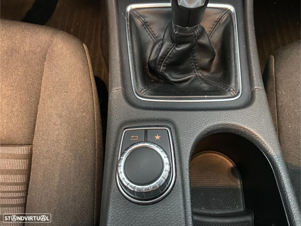 Mercedes-Benz A 180 CDI BlueEFFICIENCY Edition - 22