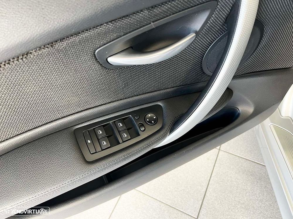 BMW 118 dA - 16