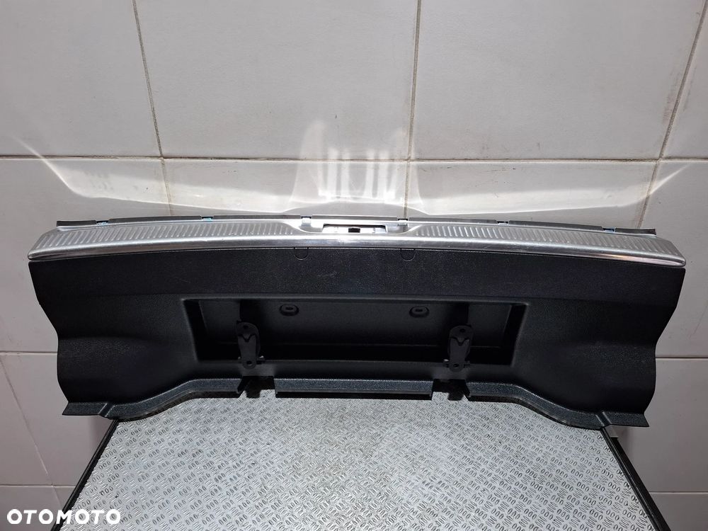 Osłona pasa bagażnika Skoda Superb II Rok 2014 lift Hatchback nr 3T5863459C - 1