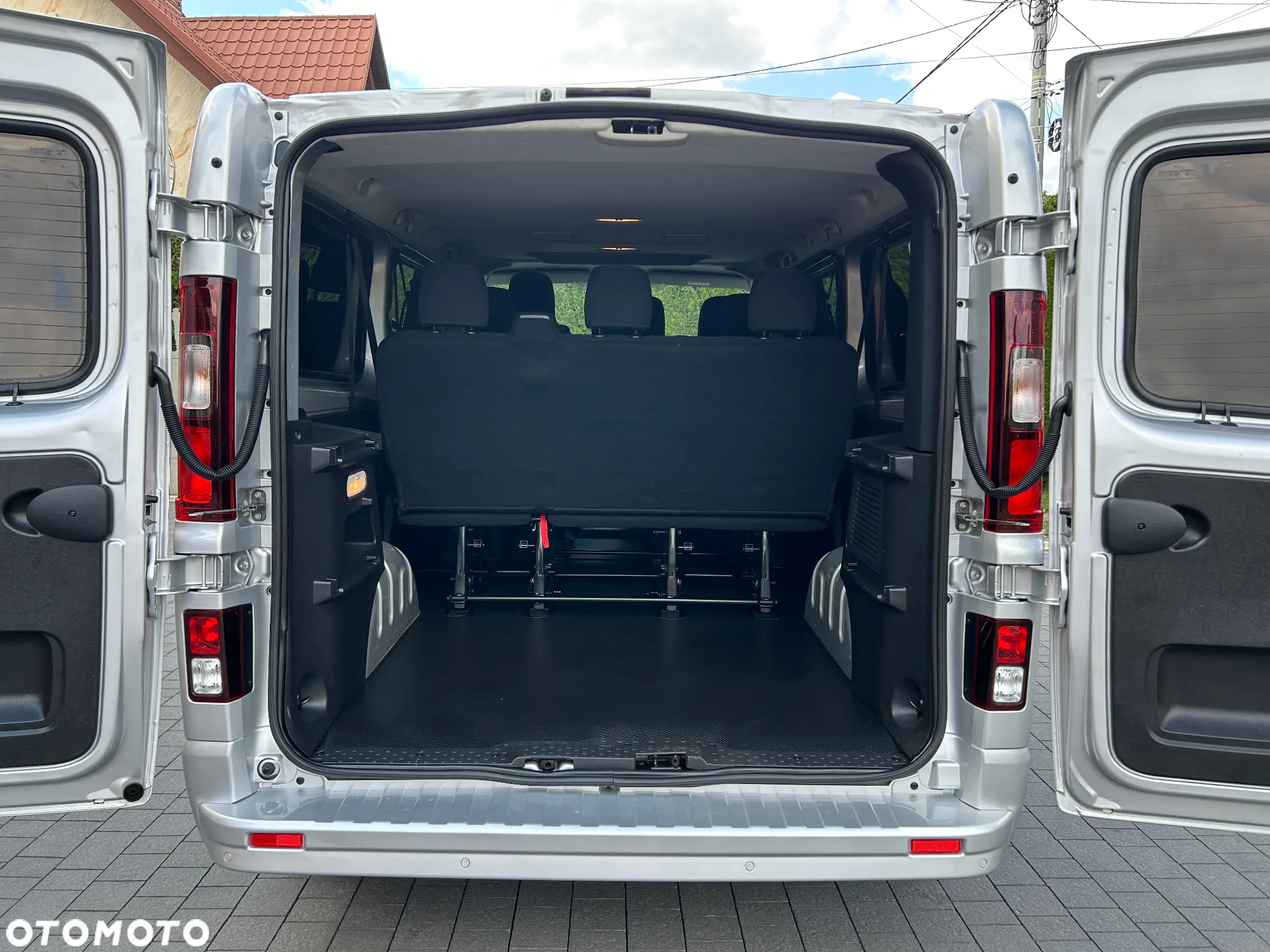 Renault Trafic Kombi 2.0 dCi L2 HD Pack Clim - 31
