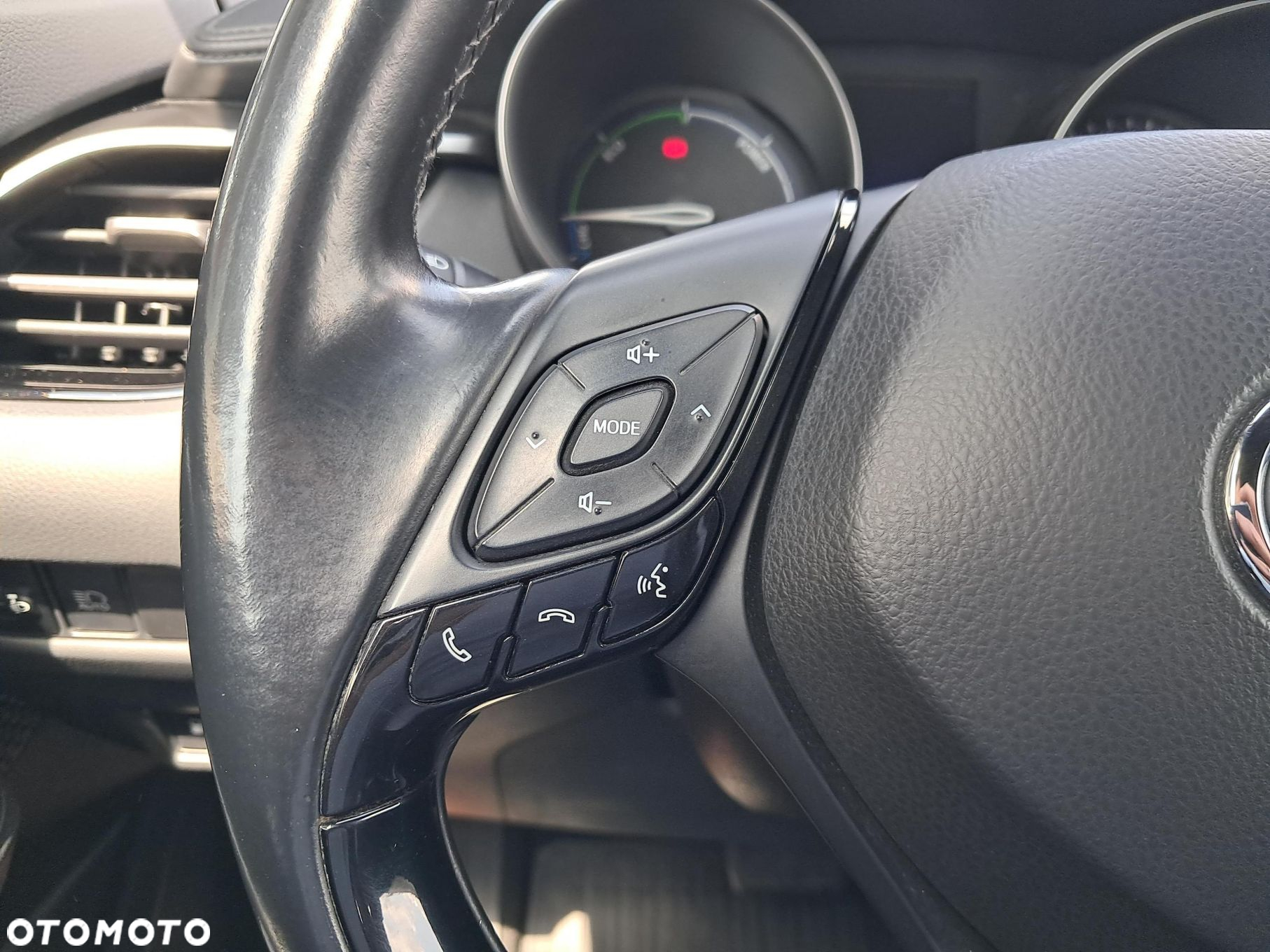 Toyota C-HR - 10