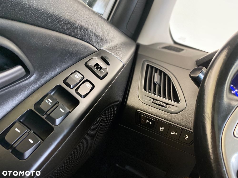 Hyundai ix35 1.7 CRDi Premium 2WD - 26