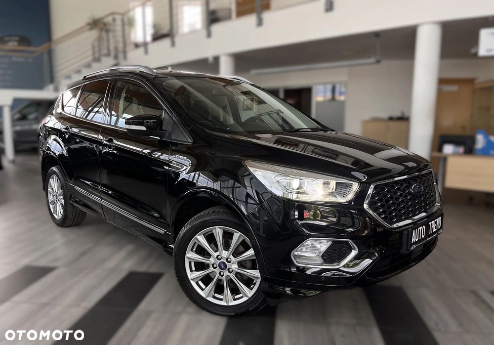 Ford Kuga 1.5 EcoBoost 2x4 Vignale - 2
