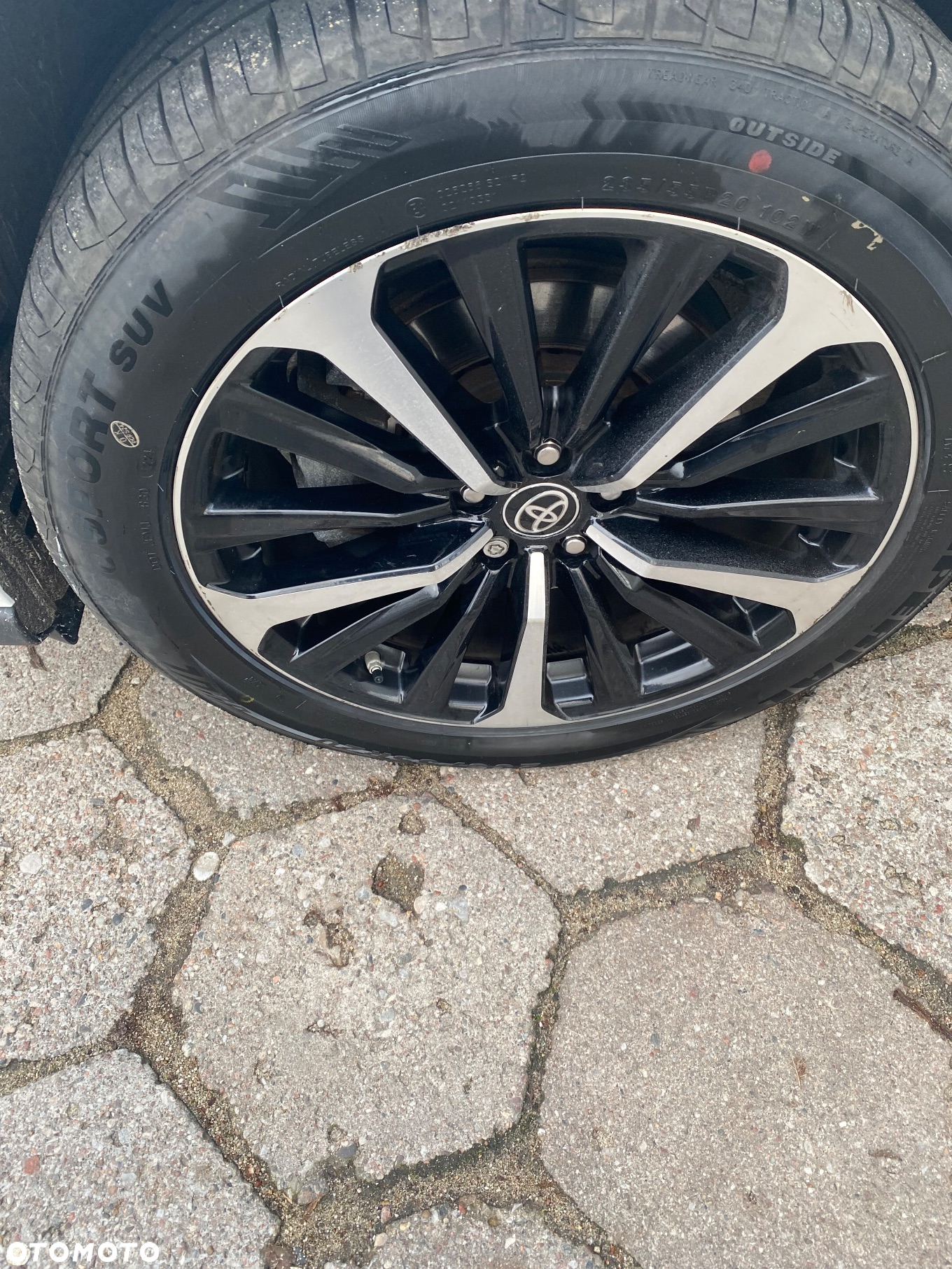 Toyota Highlander 2.5 Hybrid Executive - 25