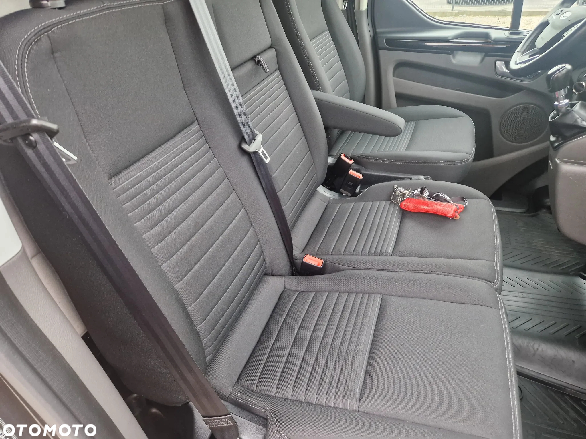 Ford TRANSIT CUSTOM - 10