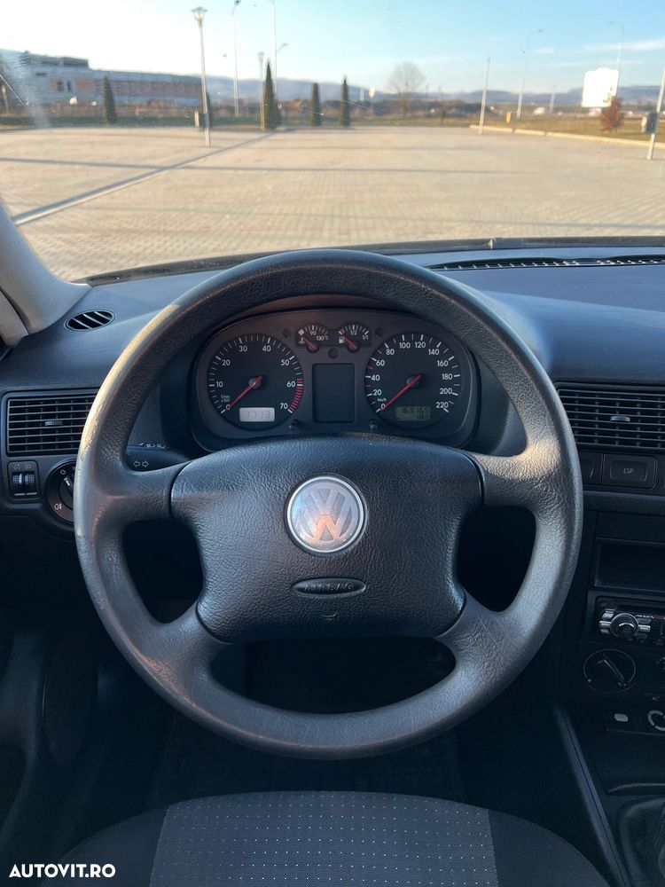 Volkswagen Golf 1.4 Ocean - 15