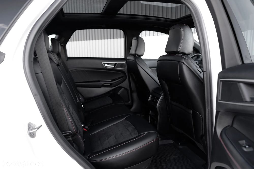 Ford Edge - 23