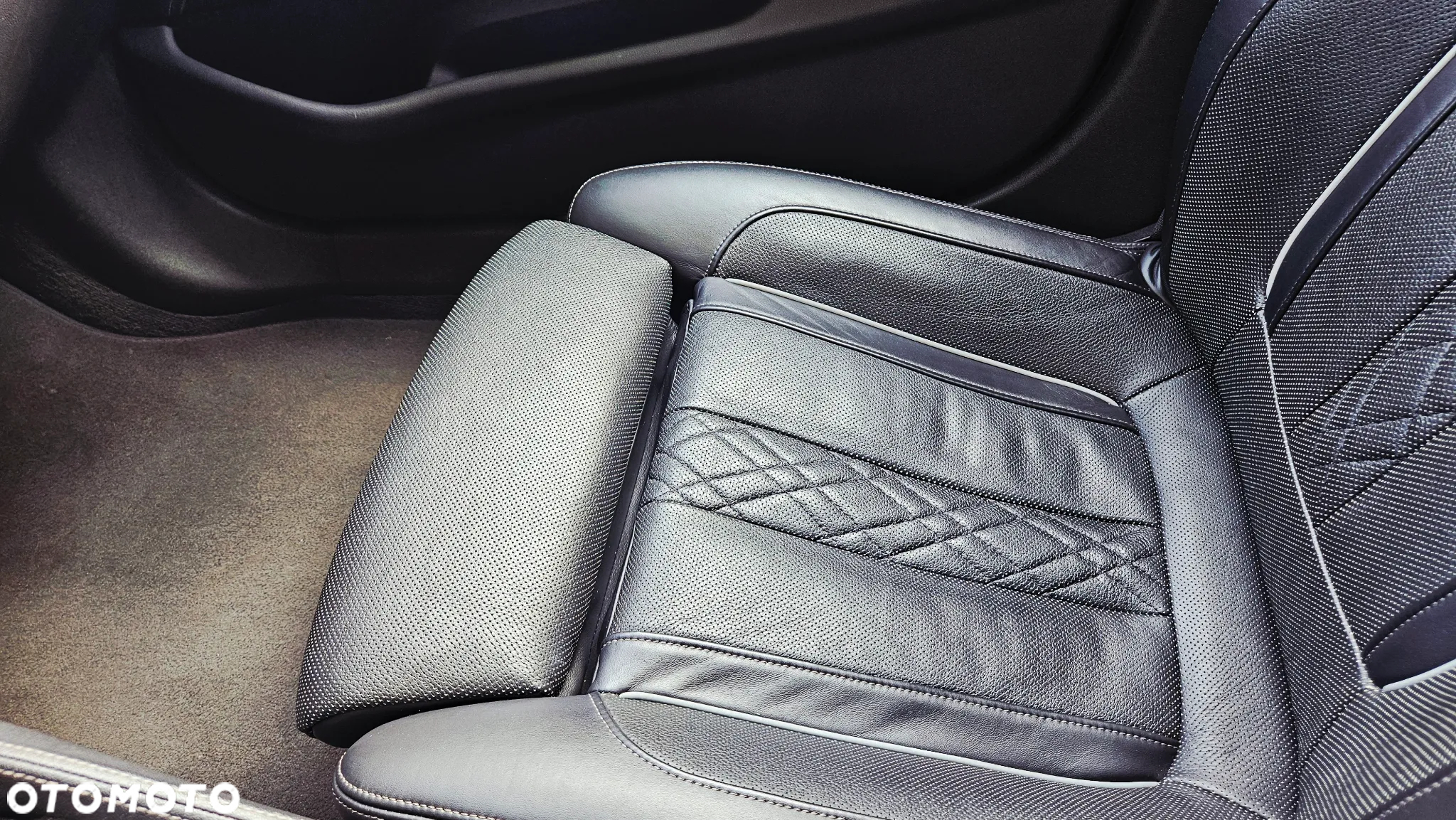 BMW Seria 5 520d - 31