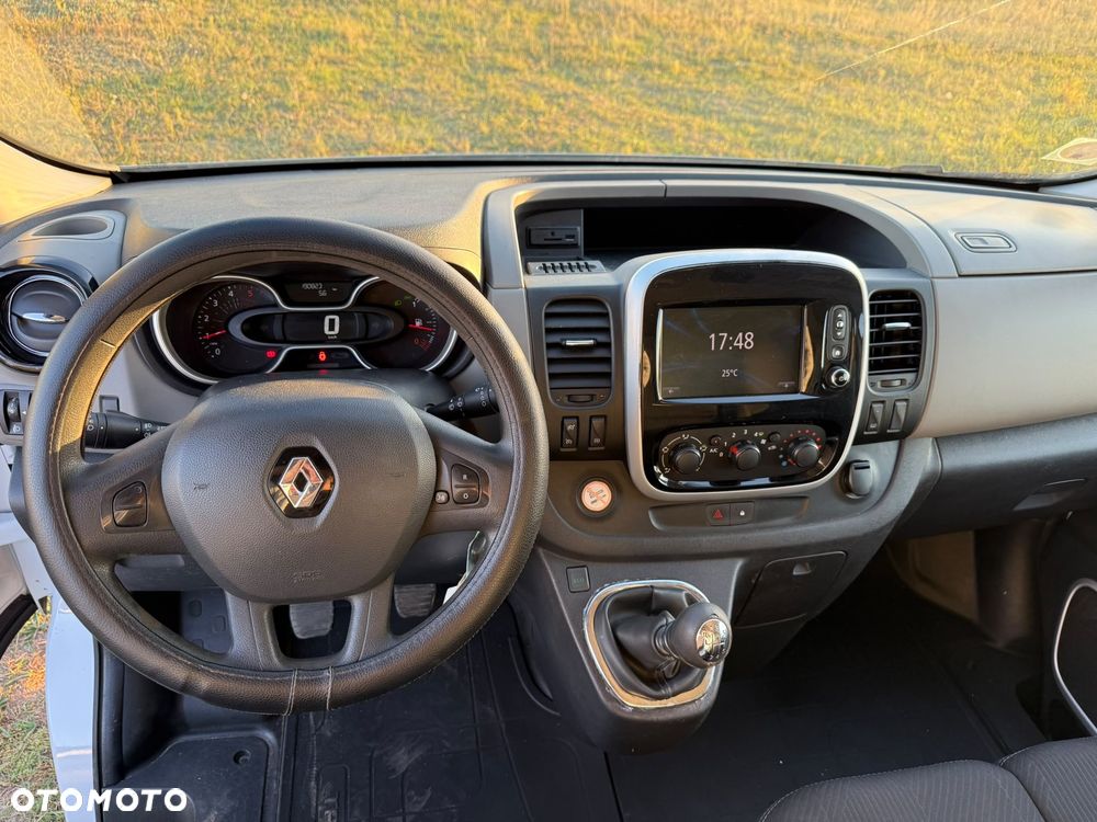 Renault Trafic - 13