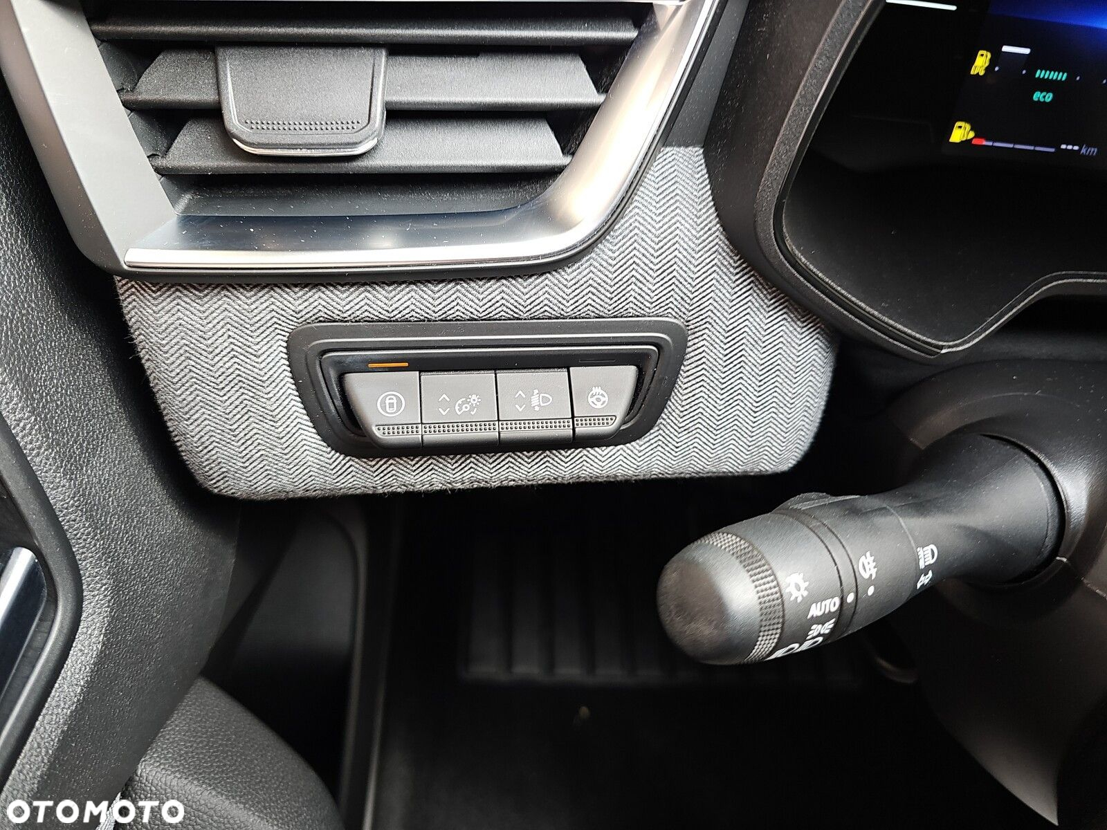 Renault Clio - 19