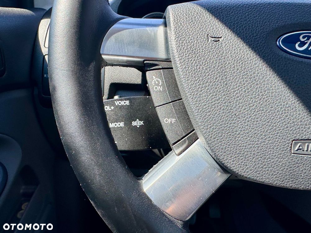 Ford Kuga 2.0 TDCi Individual - 26