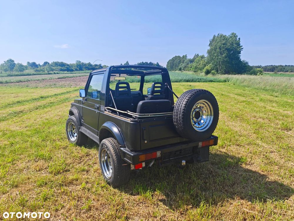 Suzuki Samurai - 4