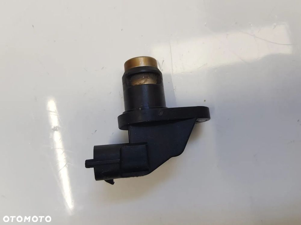 Czujnik położenia wałka rozrządu MERCEDES W203 W204 W209 W211 ML W163 W164 C215 CL500 C-KLASA A0041536928 - 1