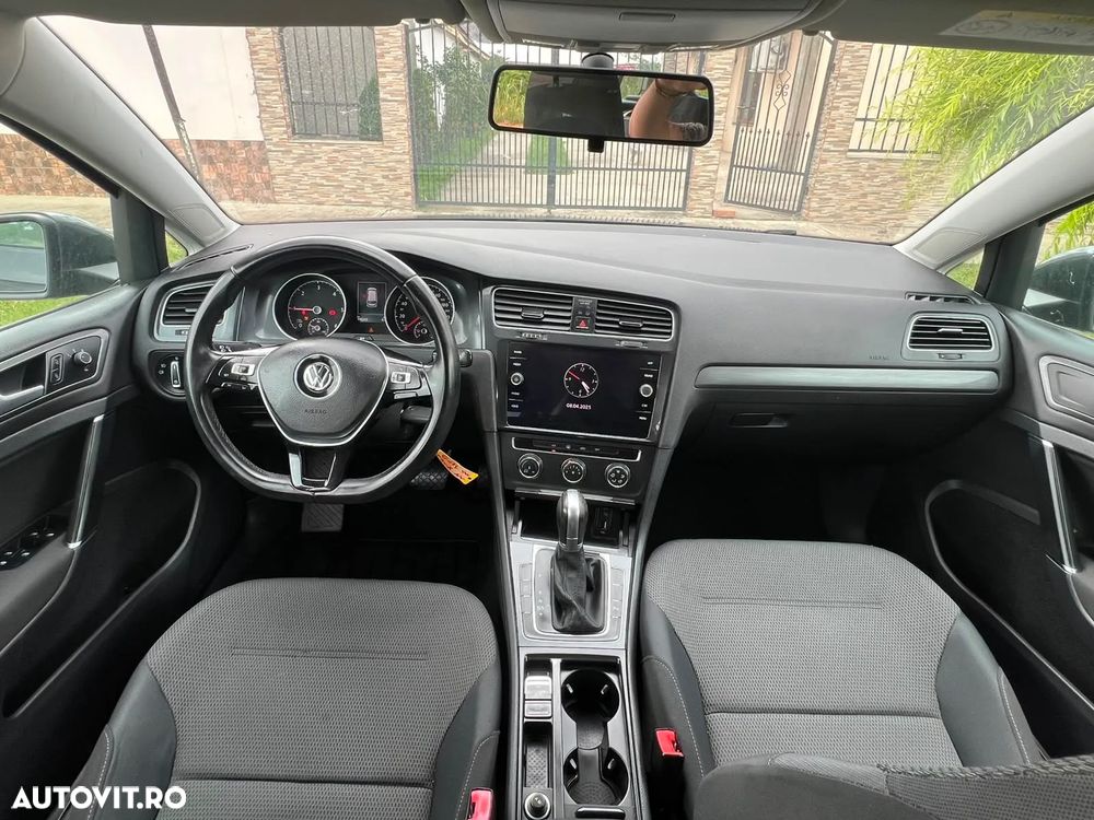 Volkswagen Golf - 7