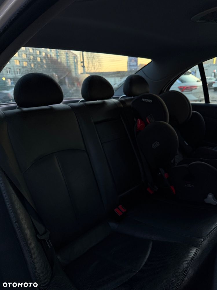 Mercedes-Benz Klasa E - 6