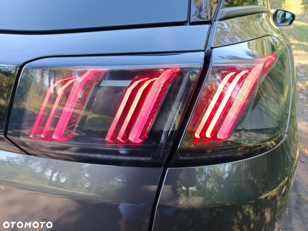 Peugeot 3008 1.2 PureTech Allure Pack S&S EAT8 - 13