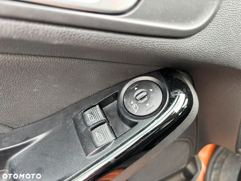 Ford Fiesta 1.0 EcoBoost Titanium - 15