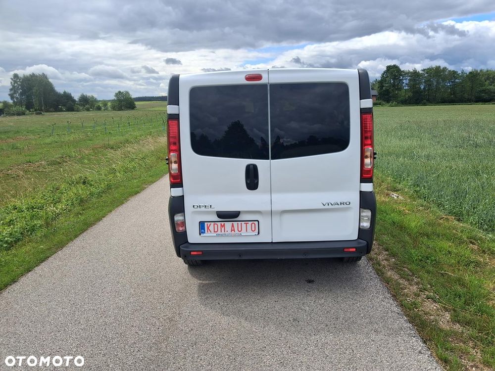 Opel Vivaro - 10