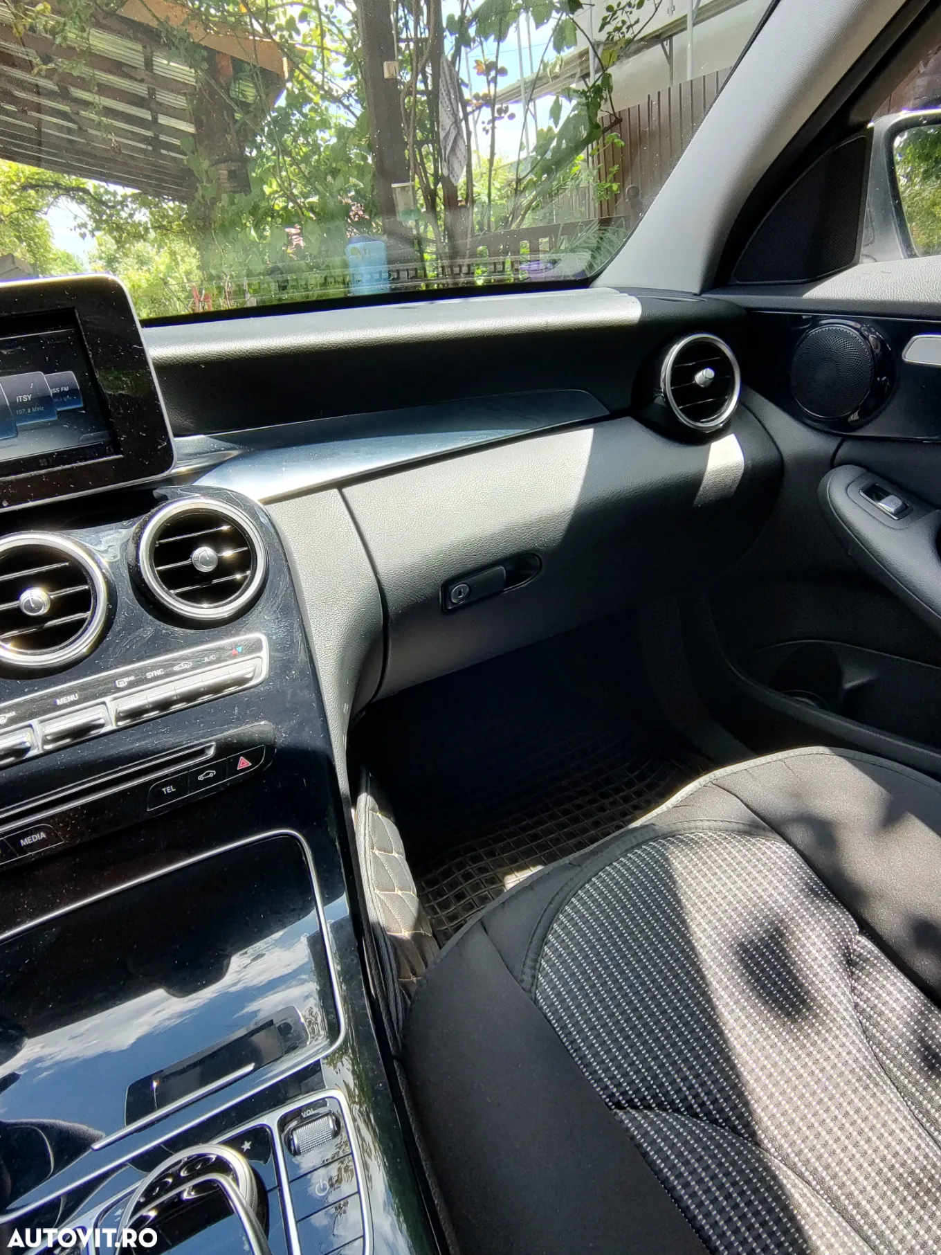 Mercedes-Benz C 200 (BlueTEC) d T 7G-TRONIC Exclusive - 4