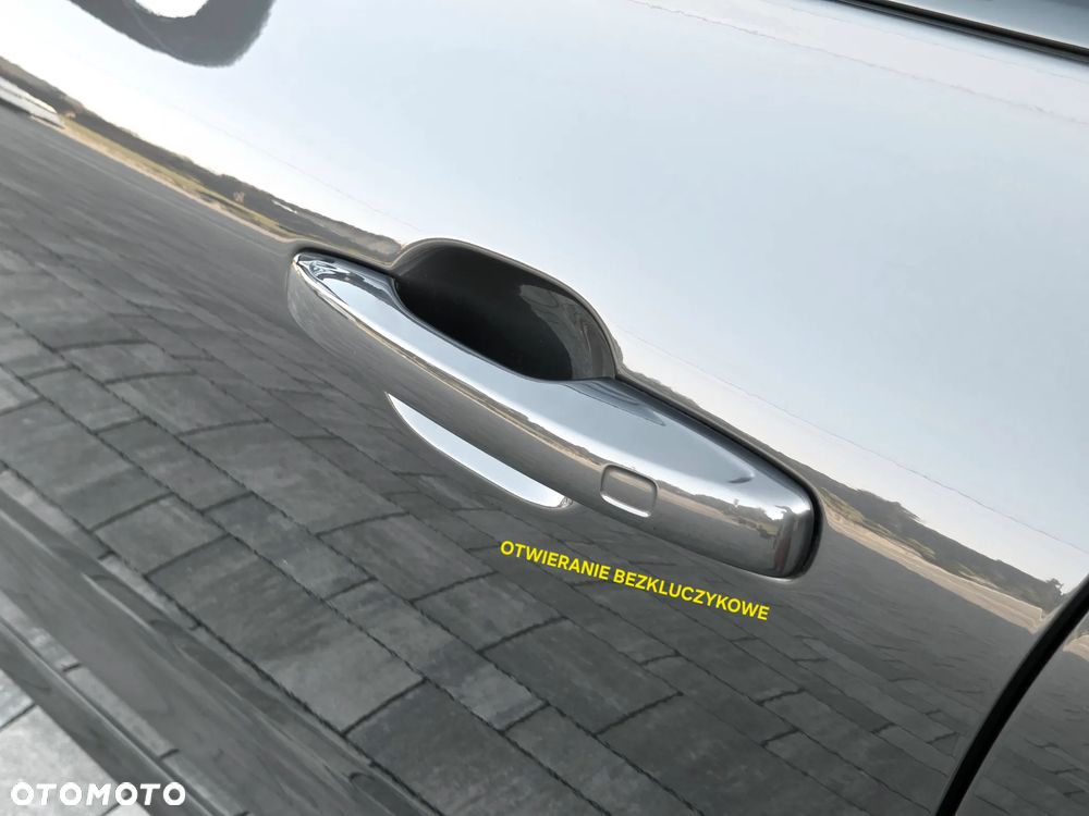Volvo XC 60 B4 D Geartronic RDesign - 11