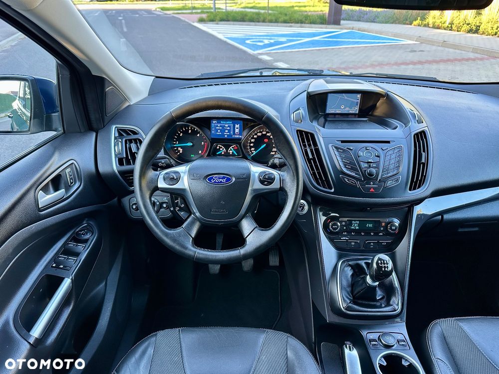 Ford Kuga 2.0 TDCi 2x4 Titanium - 27