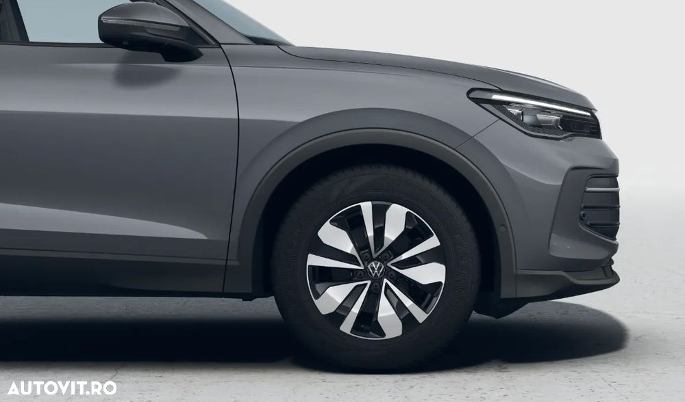 Volkswagen Tiguan - 5