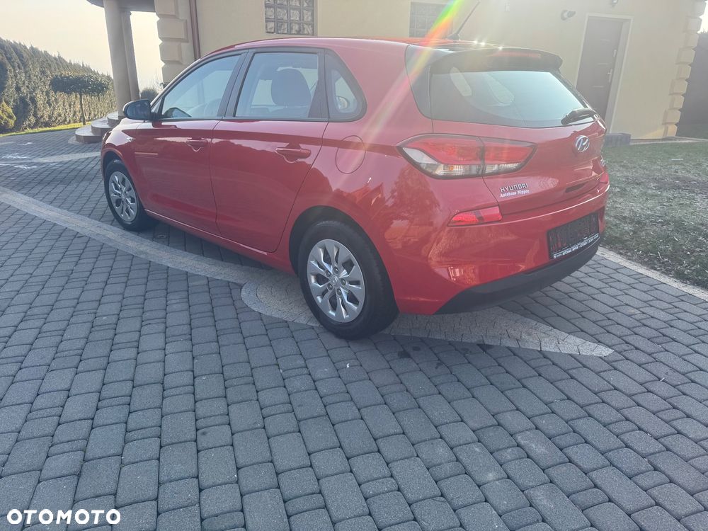 Hyundai i30 1.4 BlueDrive Classic - 11