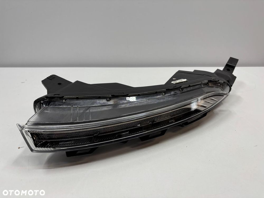 Hyundai Bayon Lampa Led DRL Lewa Przód Przednia 92207-Q0500 - 1