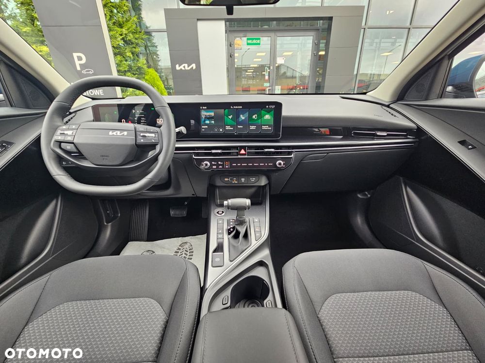 Kia Niro 1.6 GDI Hybrid M - 16