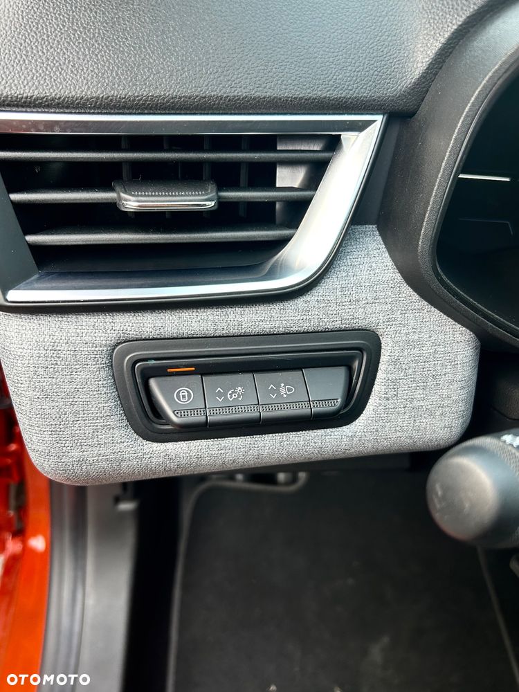 Renault Clio BLUE dCi 115 BUSINESS EDITION - 19
