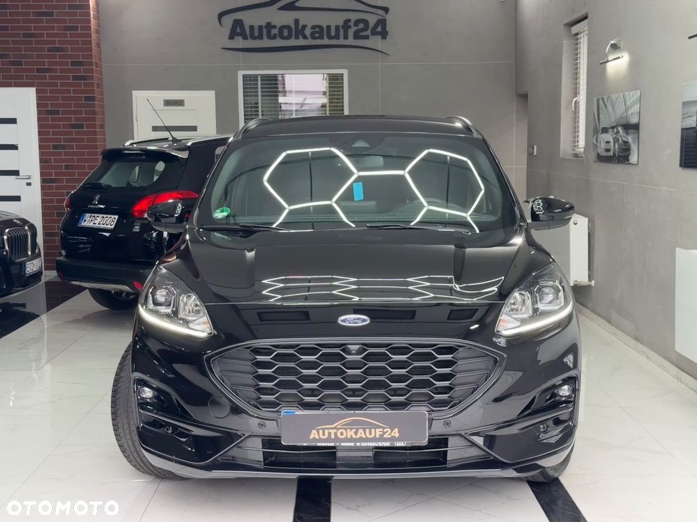 Ford Kuga 2.0 TDCi 2x4 ST-Line - 4