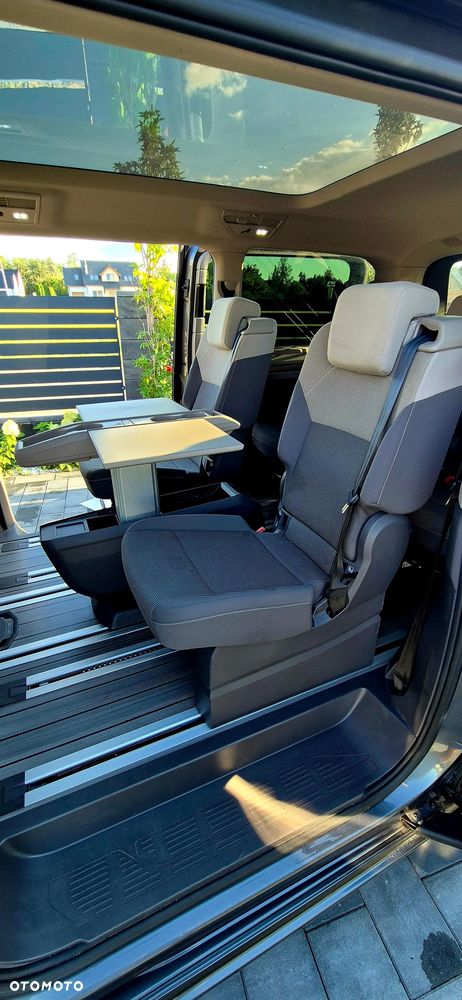 Volkswagen Multivan 2.0 TDI L2 Edition DSG - 17
