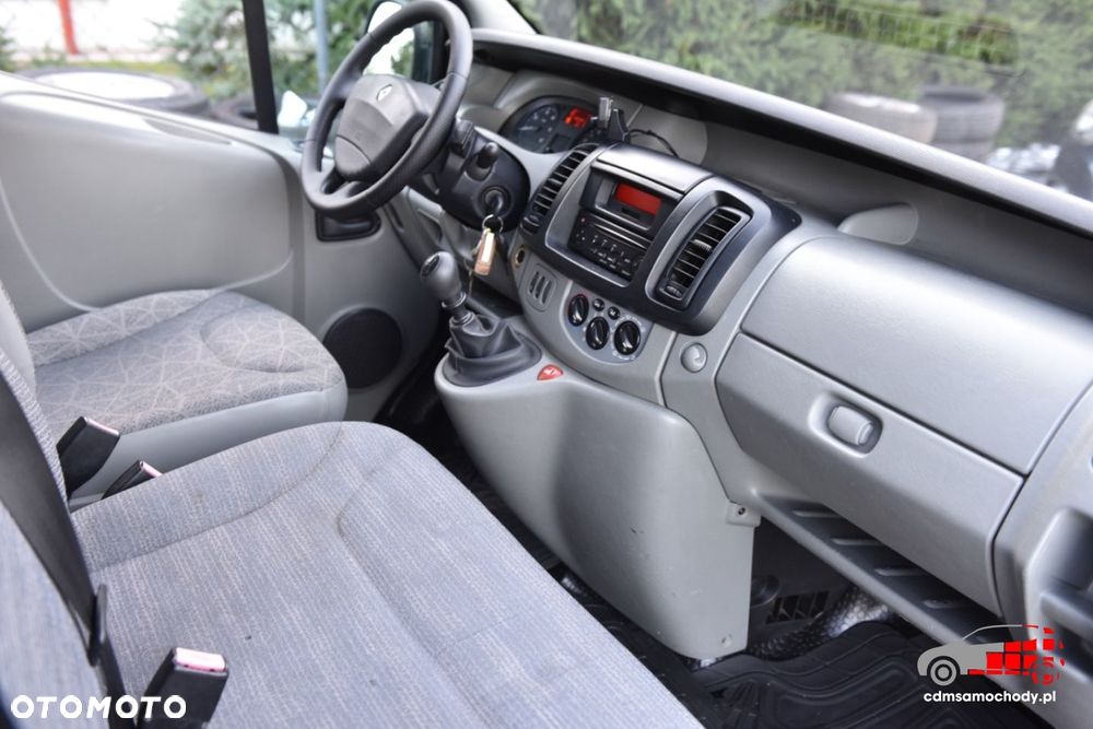 Renault Trafic - 22