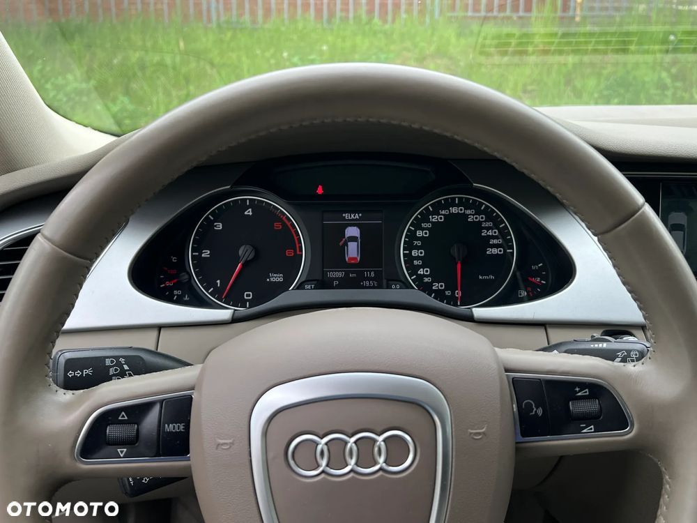 Audi A4 Avant - 19