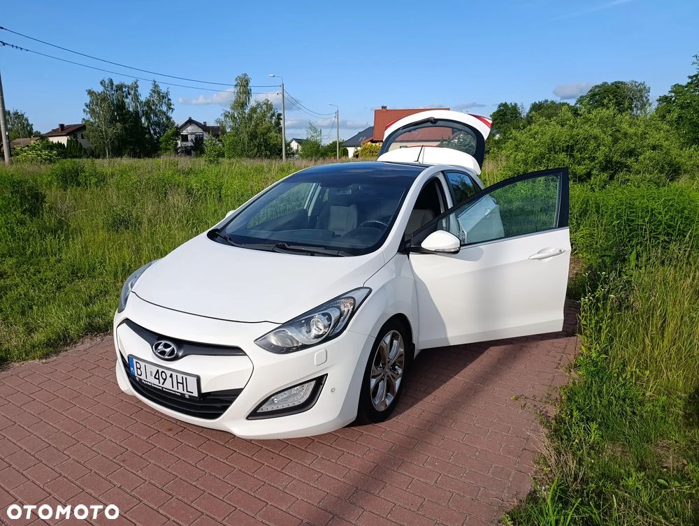 Hyundai i30 1.6 CRDi Premium - 4