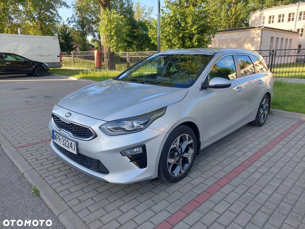 Kia Ceed - 1