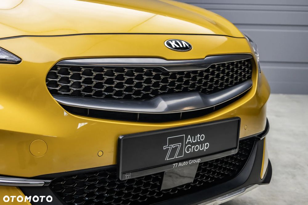 Kia XCeed - 34