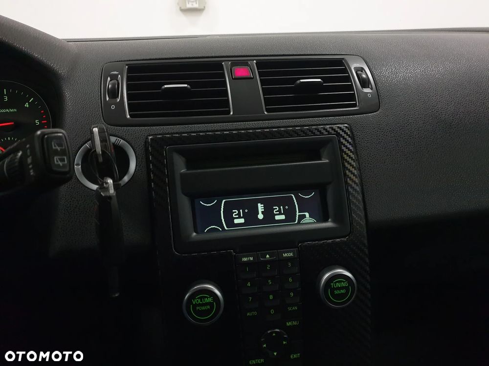 Volvo C30 D2 Momentum - 21