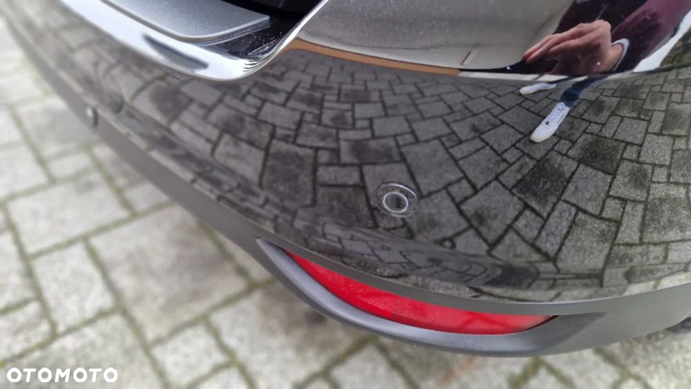 Ford Grand C-MAX 2.0 TDCi Titanium - 31