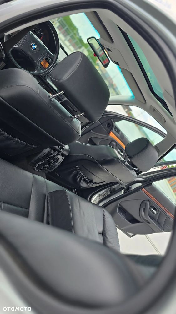 BMW Seria 5 - 13