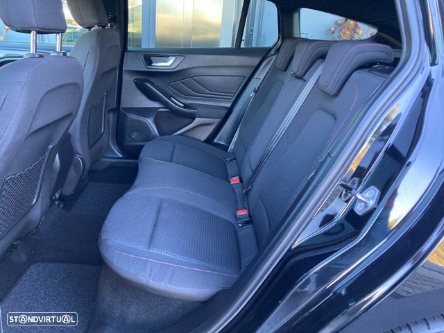 Ford Focus 1.0 EcoBoost ST-Line Aut. - 35