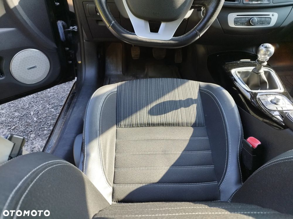 Renault Laguna 2.0 Bose Edition - 25