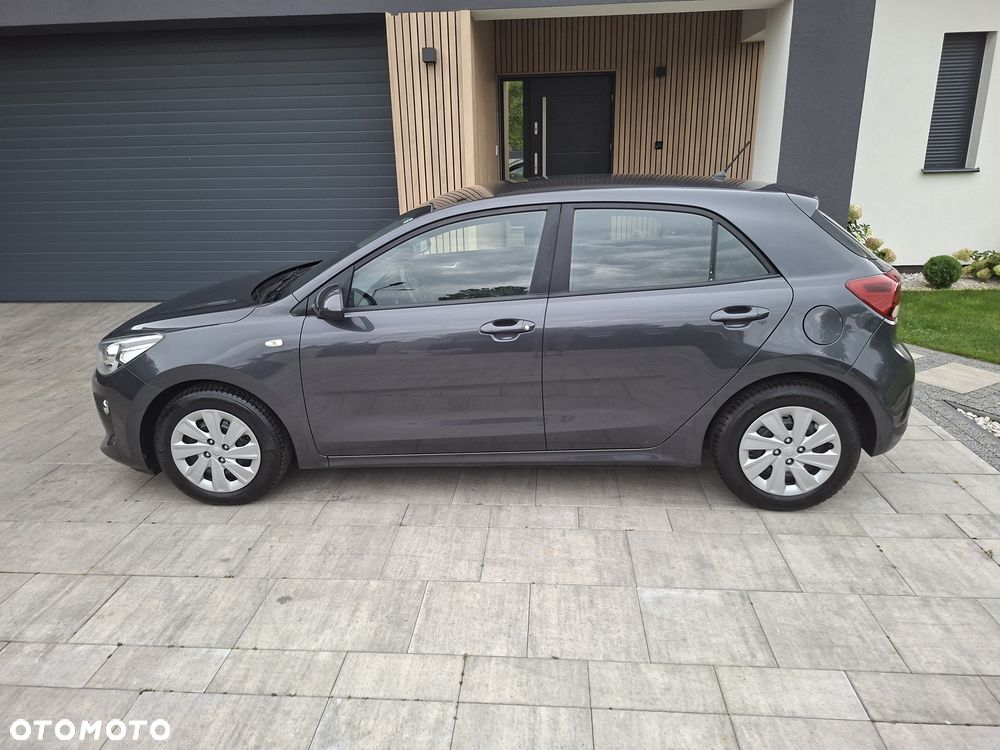 Kia Rio - 5