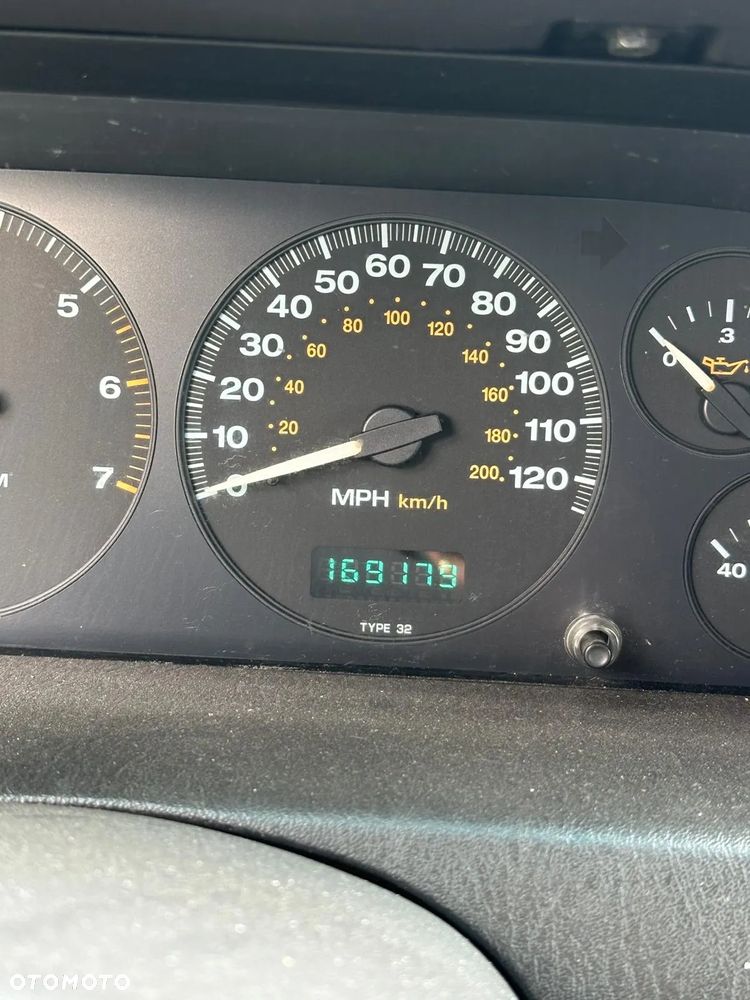 Jeep Grand Cherokee 4.0 Laredo - 7