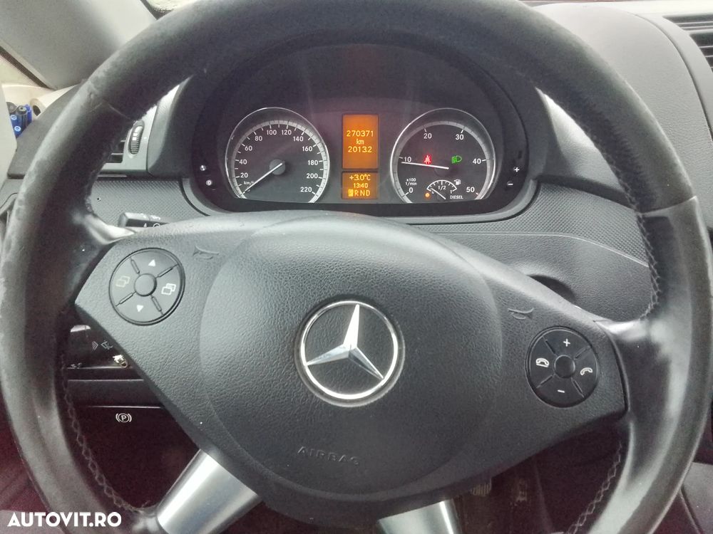 Mercedes-Benz Vito - 11